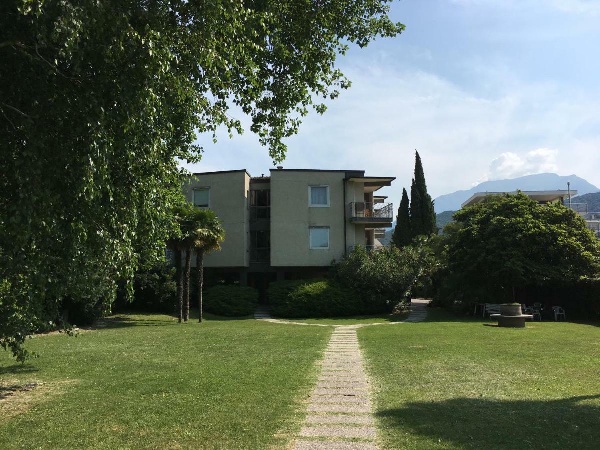 Appartamento Al Lago リーヴァ・デル・ガルダ エクステリア 写真